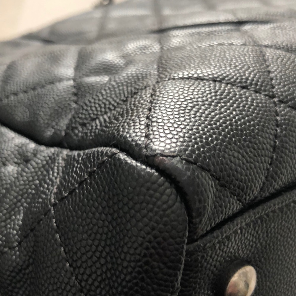 CHANEL Caviar Tote with Exotic Handles - Picture 12 of 16